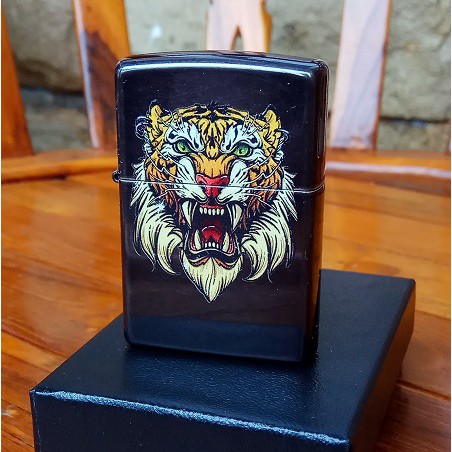 Zippo Original Usa 49263 Sabretooth Tattoo