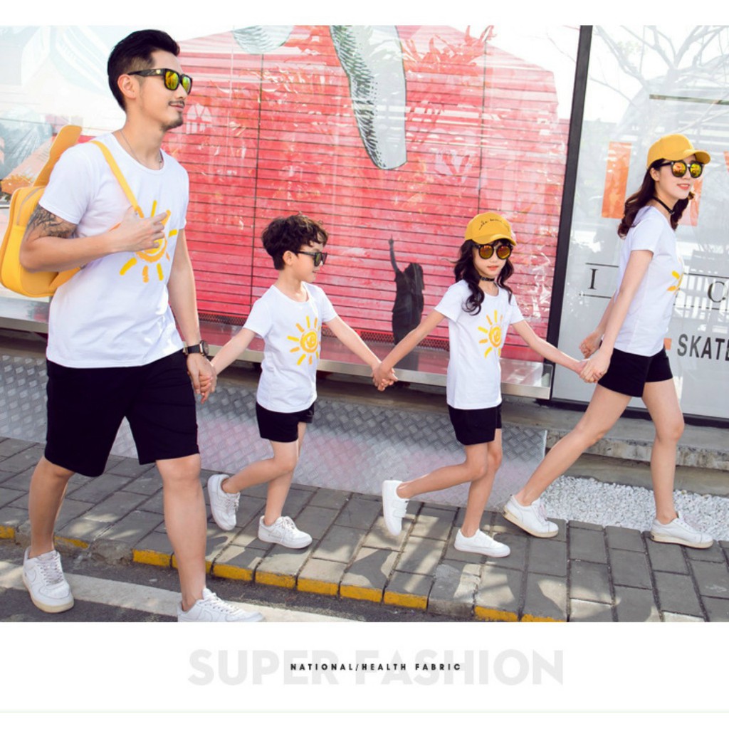 Đồ nhóm , áo đi biển , đồng phục gia đình .Chất liệu thun cotton loại 1 đủ size từ 8 đến 100kg .