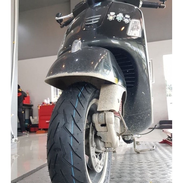 Cặp Vỏ Pirelli Roso xe Vespa Spint Size 110 - 120/70/12 chính hãng
