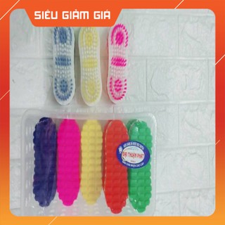 1 chiếc bàn chải giặt đồ cao cấp