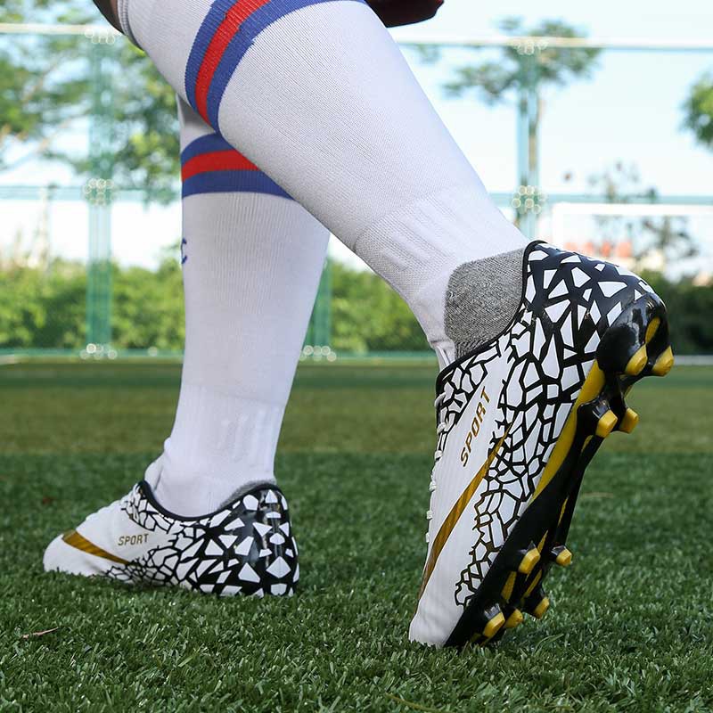 Giày bóng đá AG/FG size 35-44 phù hợp đá bóng ngoài trời chất lượng cao