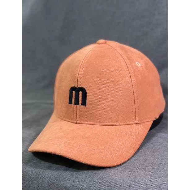 Nón kết lưỡi trai chất nhung mịn thêu logo M nổi sắc nét hot hit - Nó kết nam nữ