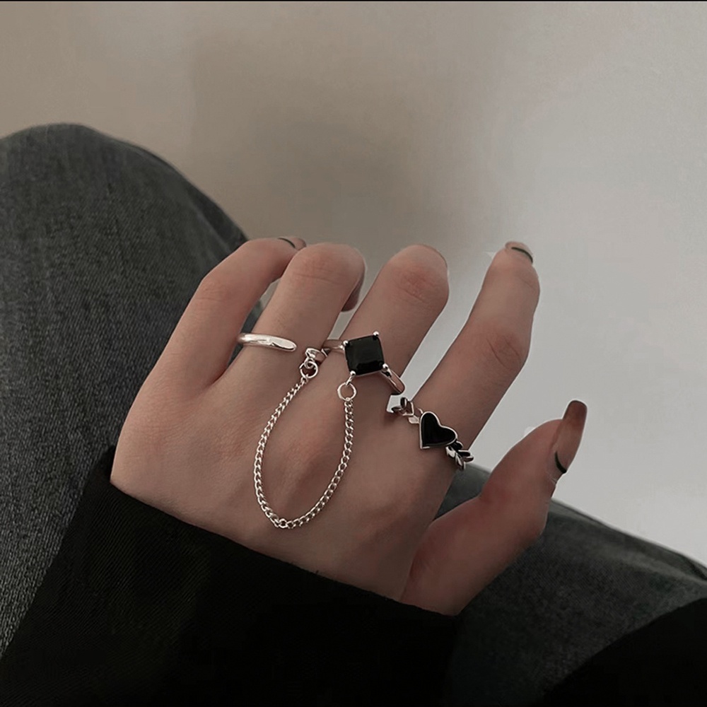 Bộ Nhẫn Đính Đá Pha Lê Đen Cá Tính Phù Hợp Với Mọi Trong Một Dành Cho Nữ