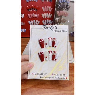 Nail box móng tay giả màu đỏ trắng dễ thương