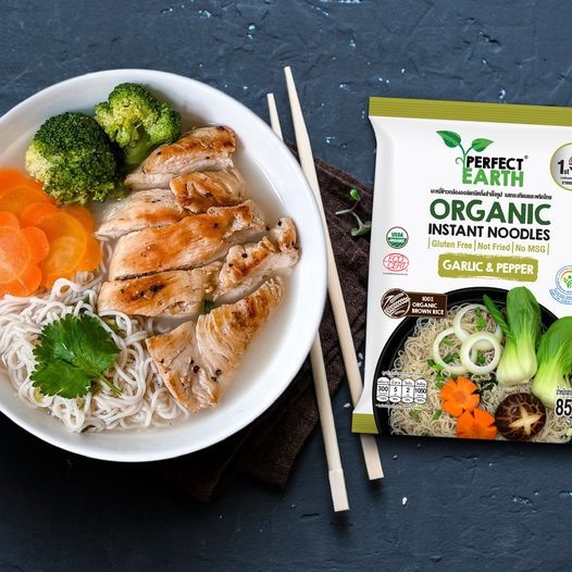 Mì Ăn liền Hữu Cơ Thuần Chay Vị Tỏi Và Tiêu  - Perfect Earth Organic Brown Rice Instant Noodle - Garlic & Pepper (8