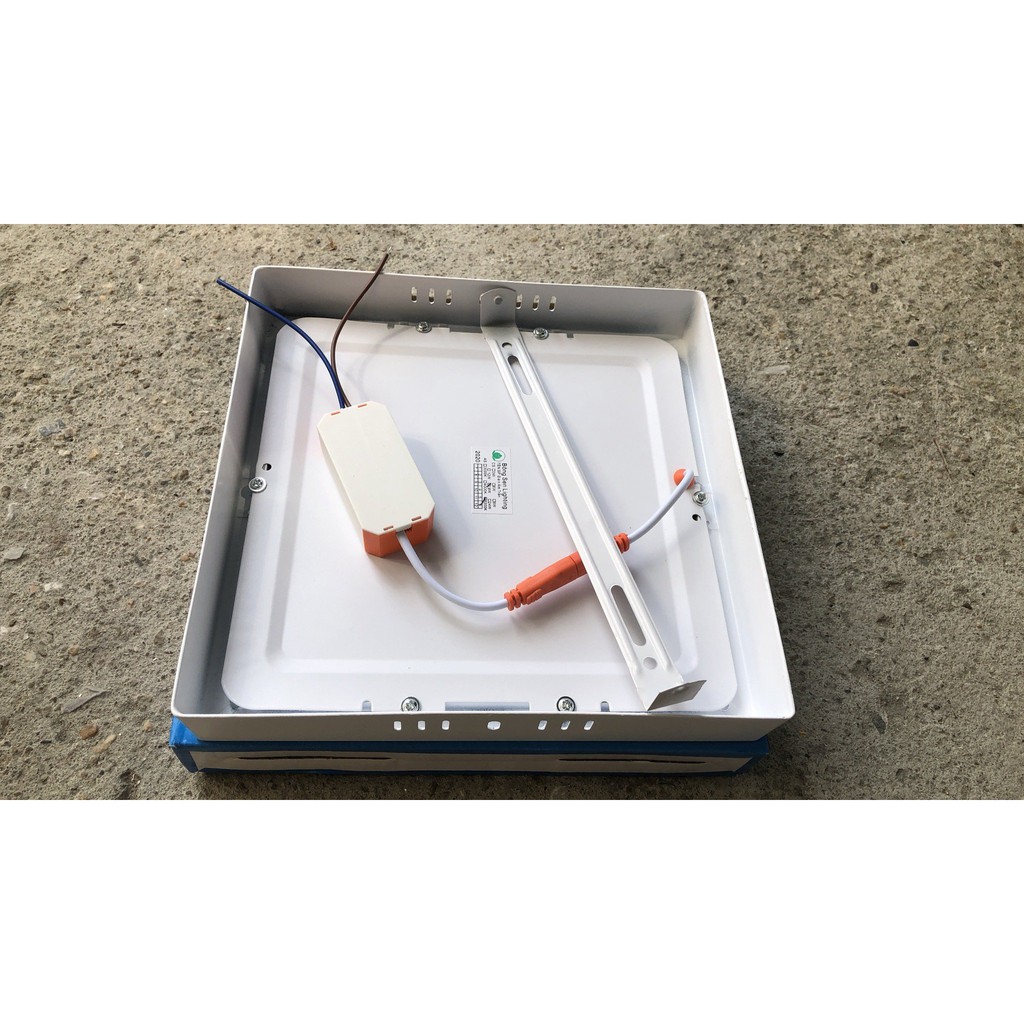 ĐÈN LED NỔI ỐP TRẦN TRÒN, VUÔNG 18W