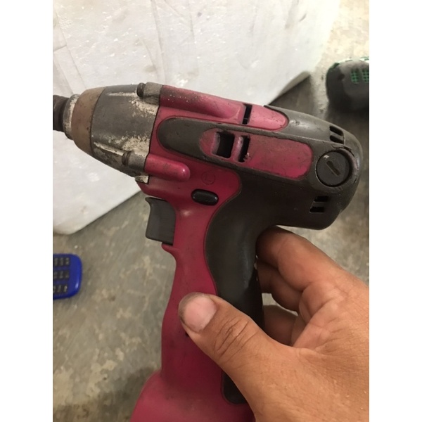 Máy khoan pin nhật bãi hitachi