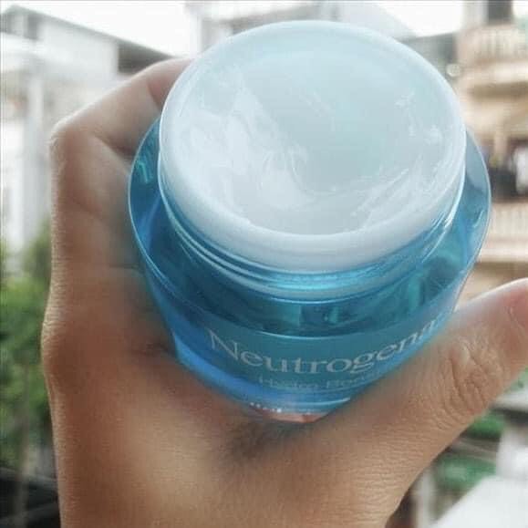 Kem dưỡng ẩm Neutrogena Aqua Gel 50ml cho da dầu chính hãng bản Pháp mẫu mới nhất mỹ phẩm Store Tami