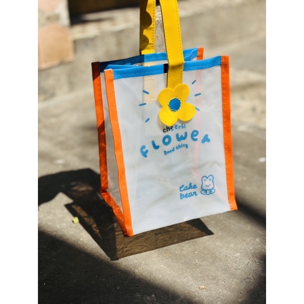 Túi Flower treo ly giữ nhiệt chất nhựa PVC đựng ly 700ml 900ml