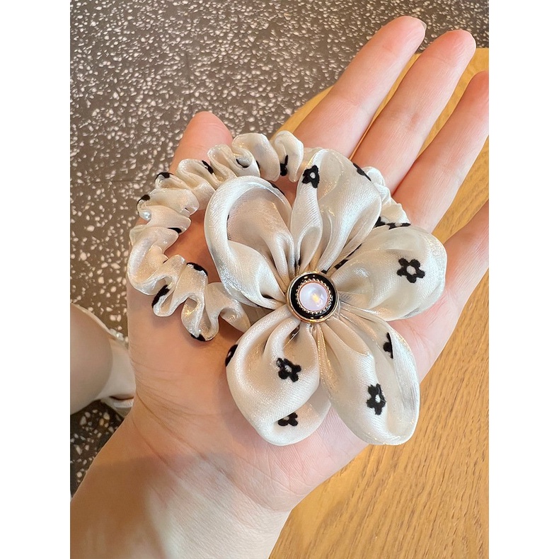 Dây buộc tóc, cột tóc scrunchies HOA LỤA SATIN phong cách Hàn Quốc