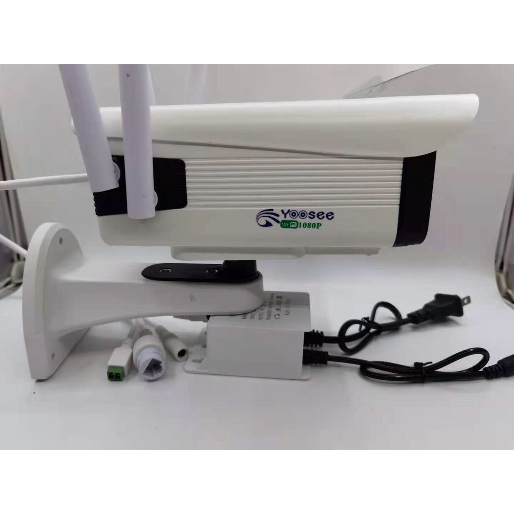 Camera ngoài trời yoosee 4 râu , 4.0 MPx , có màu ban đêm , cảm biến chuyển động , đàm thoại 2 chiều