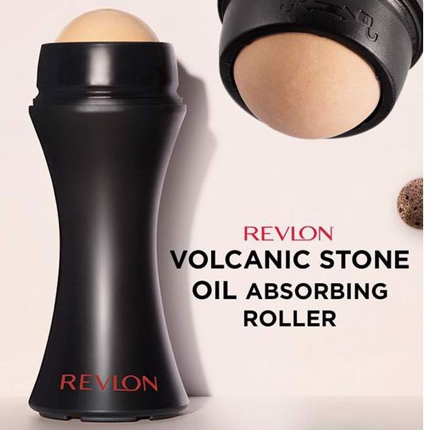 Thanh lăn hút dầu Revlon Oil Roller Control On The Go