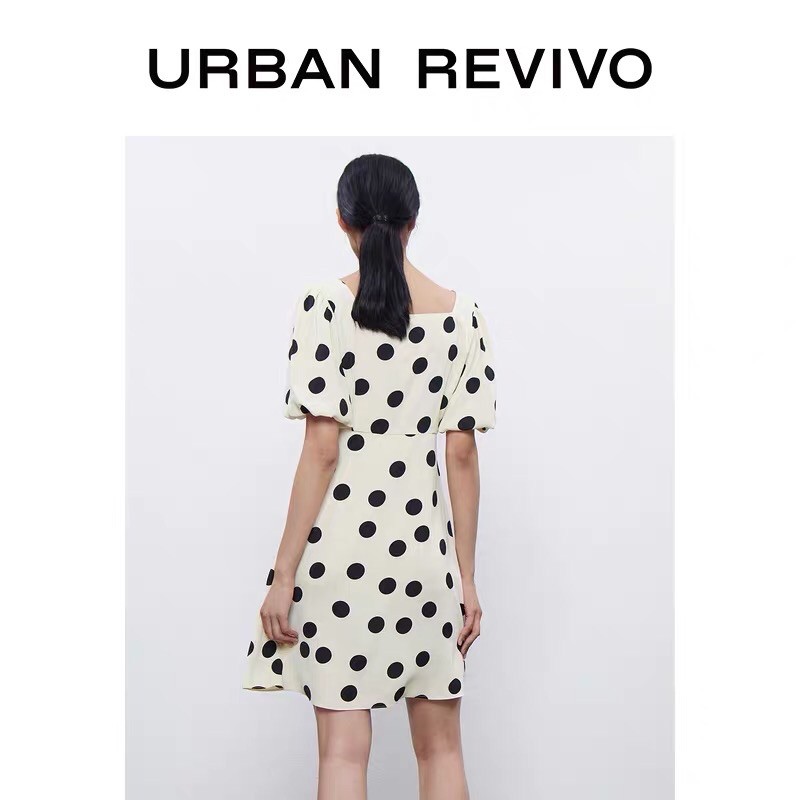 Đầm chấm bi lụa Urban Revivo