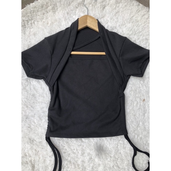 Áo croptop rút dây 2 bên cổ V Xinh .Áo tay ngắn rút dây A01
