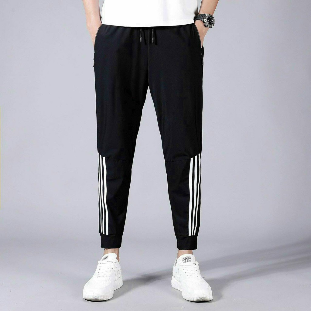 Quần Jogger Nam Nữ 3 Sọc Form Ống Rộng Bo Gấu Vải Mịn Năng Động Trẻ Trung Form Chuẩn, Chất Dày Đẹp