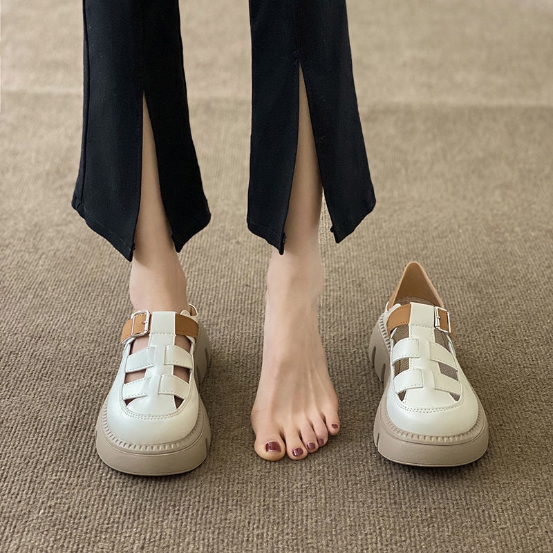 Giày Sandal Mary Jane Đế Dày Hở Ngón Thiết Kế Đục Lỗ Thời Trang Cho Nữ
