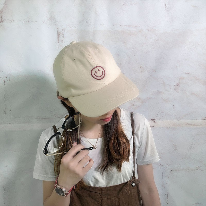 Mũ lưỡi trai mặt cười M04