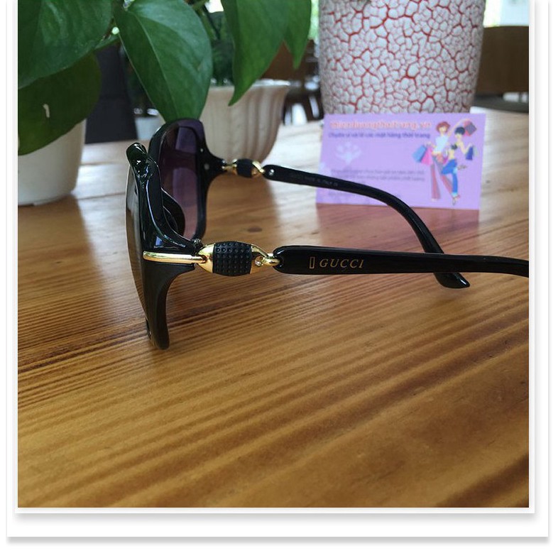 Giá Vốn - Mắt kính cao cấp phân cực đổi màu chống tia uv