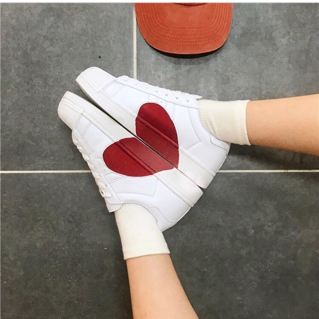 giày trái tim ảnh thật tự chụp