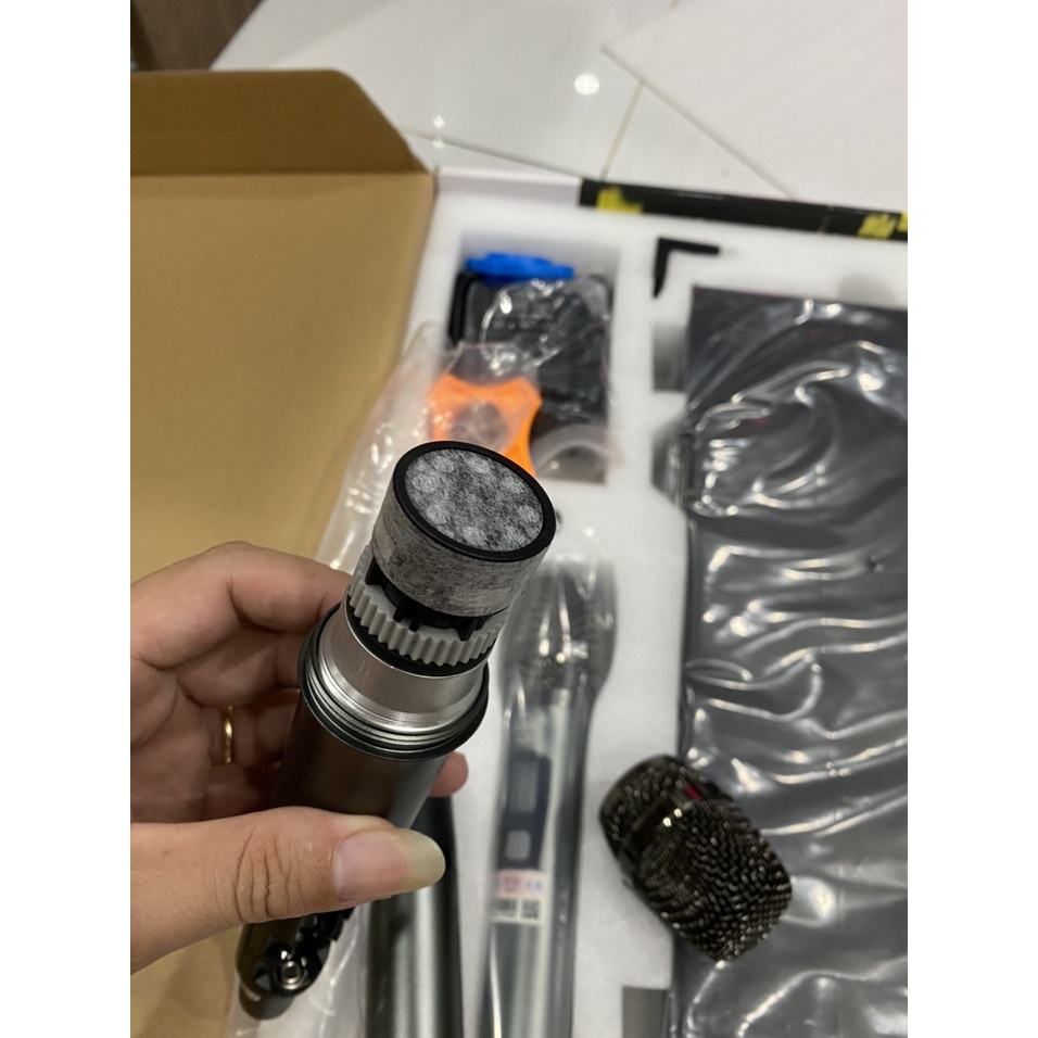 MICRO KARAOKE KHÔNG DÂY BBS U898