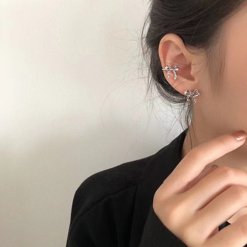Khuyên Tai Hình Nơ Màu Sắc Ngọt Ngào Thời Trang Dành Cho Nữ