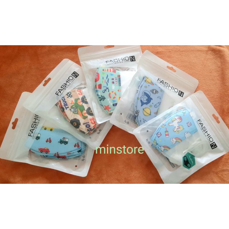 Khẩu trang 3D trẻ em in hình dễ thương - Size 3-6 tuổi túi zip 10 cái