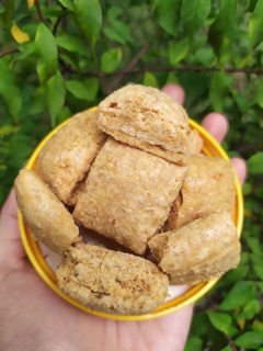 KẸO ĐẬU PHỘNG CÁN