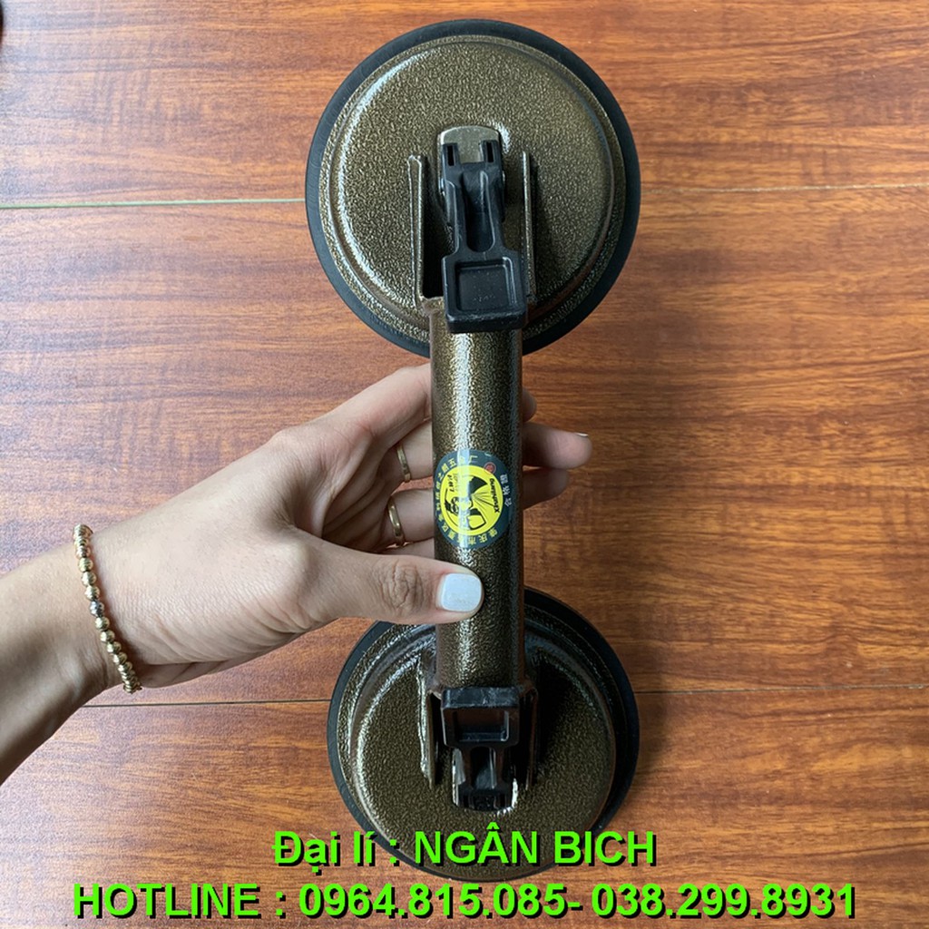 Hít kính , hít gạch , nắp bể , tay nhấc nắp bể 2 chạc , 3 chạc