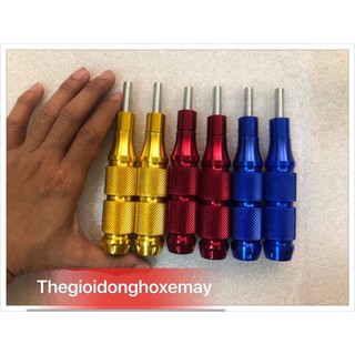 Chống đổ sau xe máy nhôm CNC -cặp