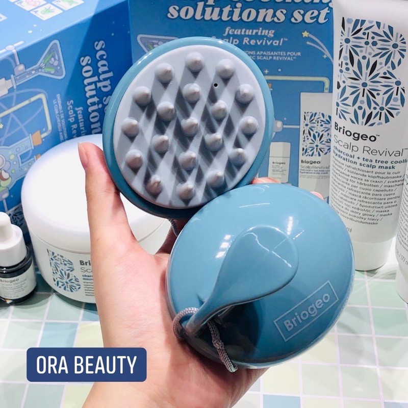 Dụng cụ massage da đầu Briogeo Scalp Revival™ Stimulating Therapy Massager