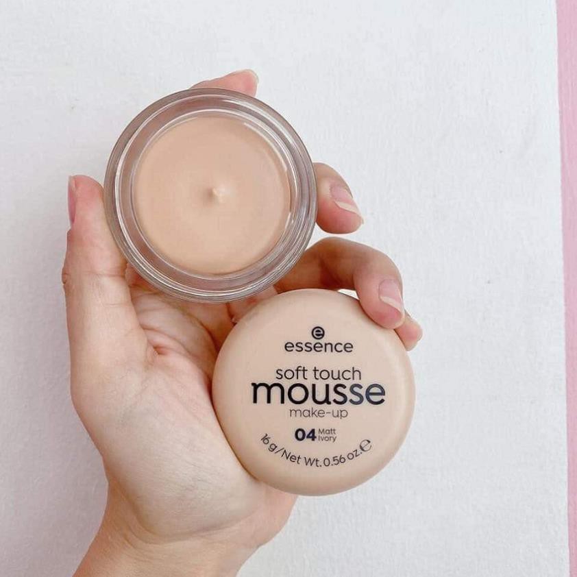 PHẤN TƯƠI ESSENCE SOFT TOUCH MOUSSE [CHÍNH HÃNG] (Tone 04) - Độ che phủ cao, mềm mịn da, lên tông nhẹ nhàng