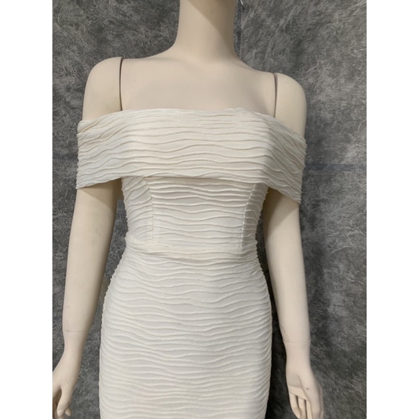 Váy body sóng nhăn trễ vai dáng dài siêu tôn dáng mã V125