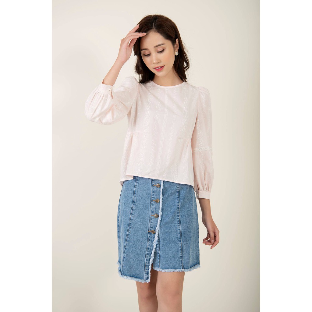 Chân váy jean tà lệch GUMAC VJB3228 | BigBuy360 - bigbuy360.vn