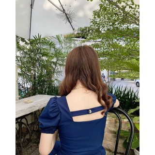 Set áo crop, chân váy đính nút