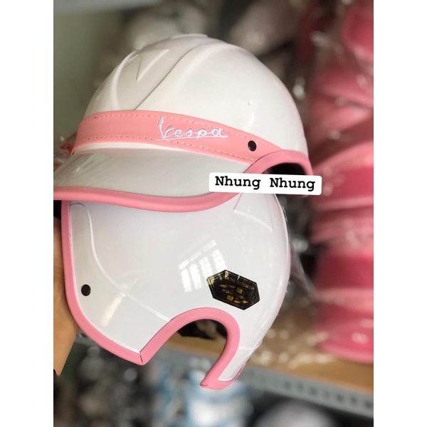 Nón bảo hiểm kết lưỡi trai vespa hàng loại 1 - MÀU VIỀN HỒNG PHẤN có khoét sau