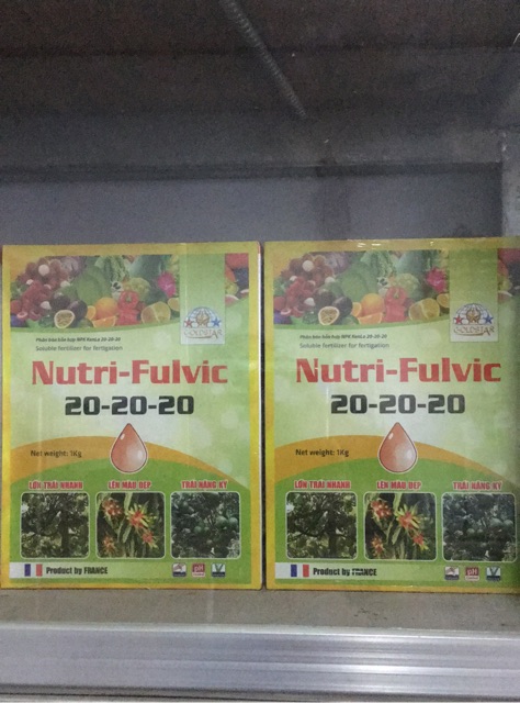 Phân bón hỗn hợp NPK Nutri-Fulvic 20-20-20 nhập khẩu từ Pháp