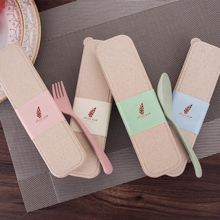 Hộp 3 món thìa, đũa, dĩa lúa mạch cho bé.