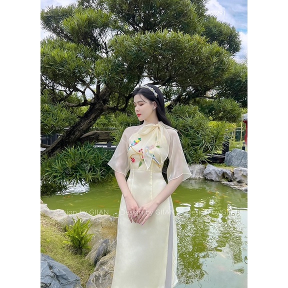 Áo dài thiết kế kết thủ công siêu sang