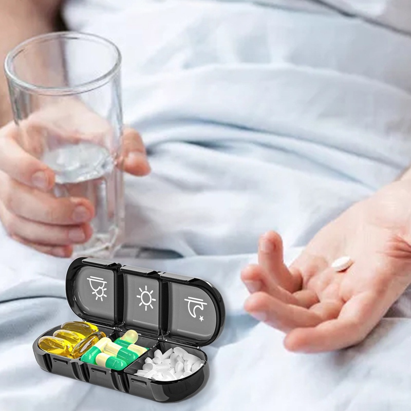 Hộp Đựng Thuốc Bổ Sung Vitamin Và Dầu Cá
