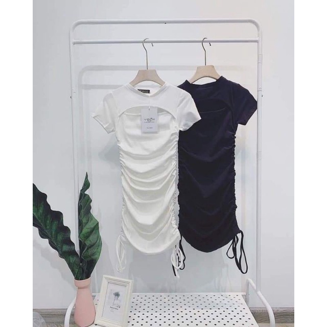 Váy ôm body khoét ngực rút dây sườn