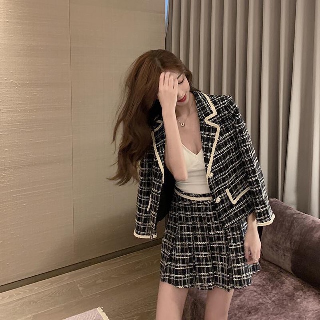 Set áo khoác dạ cổ vest vs chân váy dạ xoè dáng ngắn