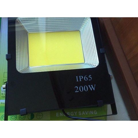 Đèn Pha Led 50w COB 5054 đủ công suất.