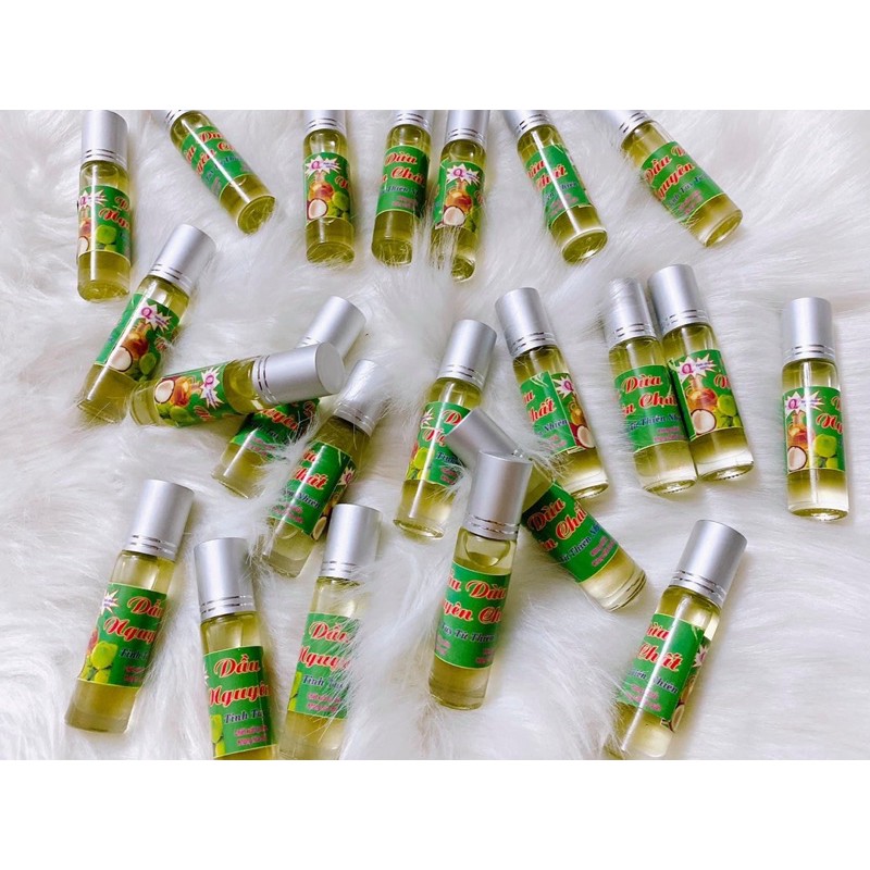 lăn môi dầu dừa nhà làm ( FREE SHIP) dưỡng môi .cấp ẩm.mềm môi .loại 10 ml.hạn sử dụng 2 năm