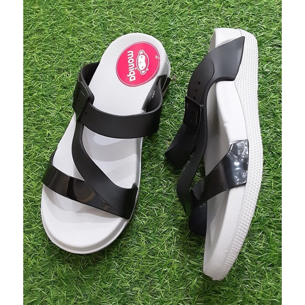 dép quai ngan nữ, hàng thái lan, quay nút siêu bền, đế mềm mang êm chân, size từ 35-39.
