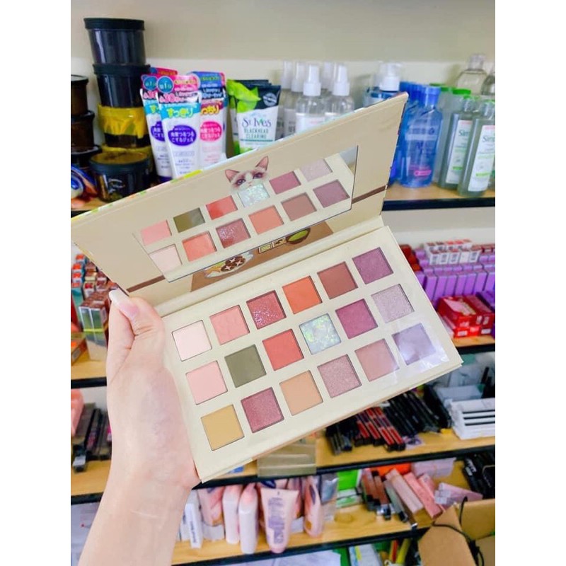 BẢNG PHẤN MẮT MÈO NHŨ 18 Ô | BigBuy360 - bigbuy360.vn