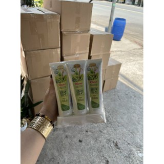 Sửa rửa mặt kone trà xanh
