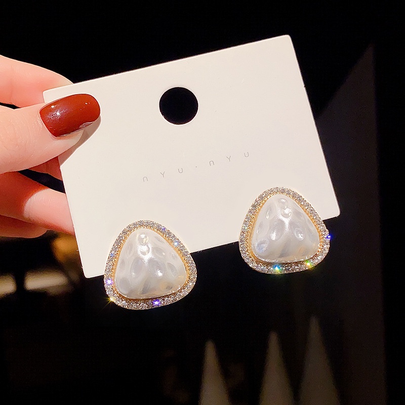 Khuyên Tai Nữ Đính Ngọc Thời Trang Hàn