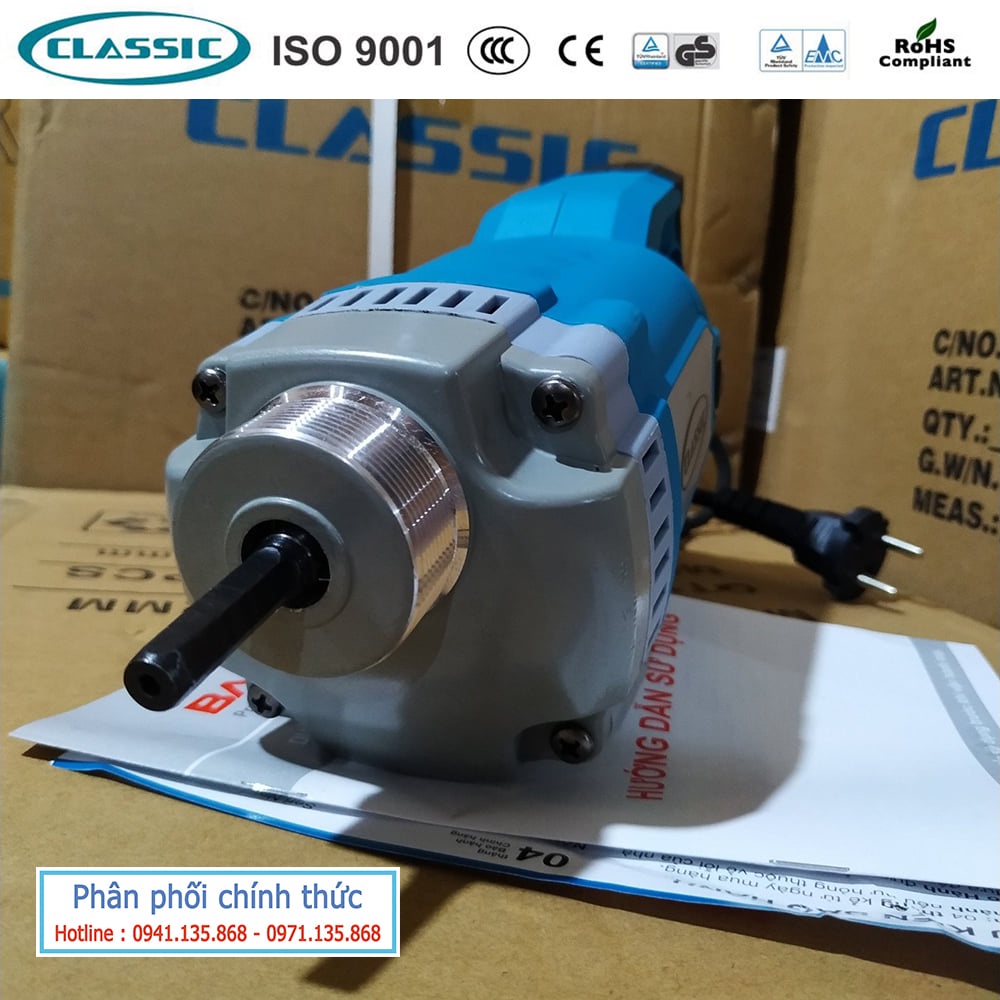 MÁY ĐẦM DÙI BÊ TÔNG CẦM TAY CLASSIC MÃ CLA-6205A