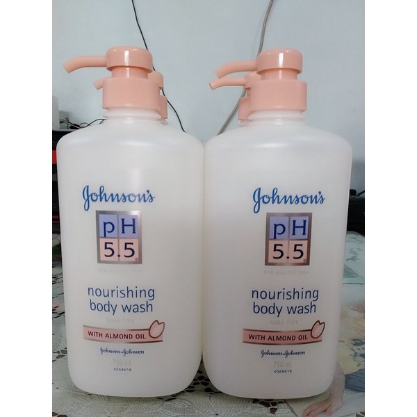 Sữa tắm Johnson's PH 5.5  _750ml