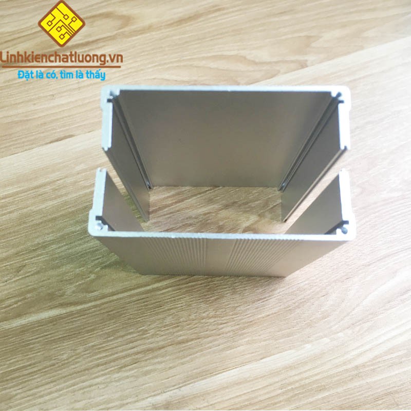Hộp nhôm 150x105x55mm có tai